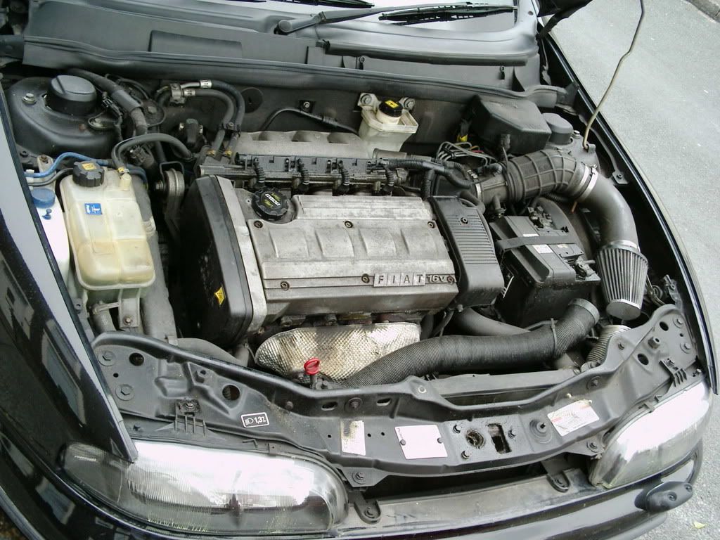 ENGINEBAY001.jpg