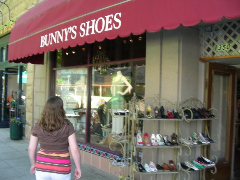 bunny's shoes santa cruz