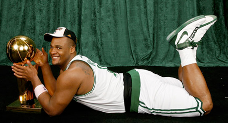 Contrite Glen Davis is back with the Celtics