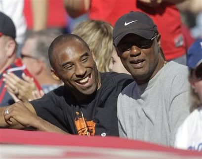  the Dodgers saw Kobe Bryant sitting right behind their dugout to keep 