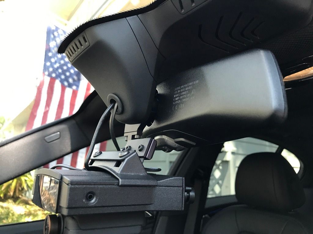 How to Remove rear view mirror surround on G30 for hardwire access