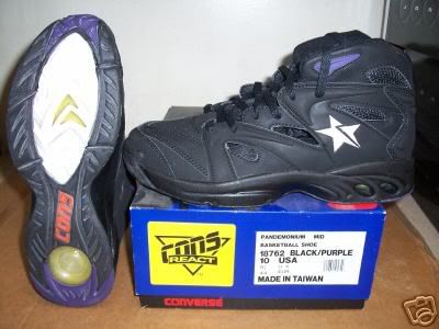 Pump Basketball Shoes on And Of Course The Reebok Shaq Attaq Pump Basketball Shoes