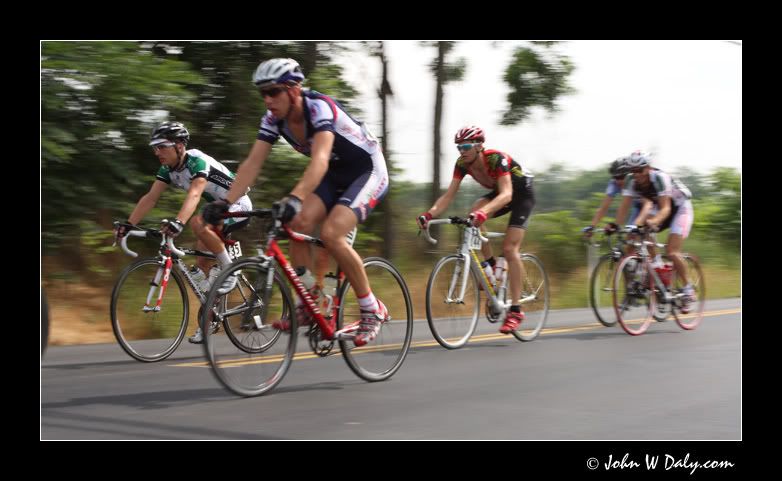 IMAGE: http://i111.photobucket.com/albums/n129/jdalykp/Tour%20of%20PA%20Bike%20Race/IMG_0466.jpg