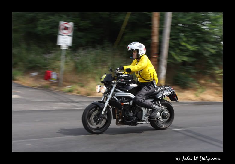 IMAGE: http://i111.photobucket.com/albums/n129/jdalykp/Tour%20of%20PA%20Bike%20Race/IMG_0471.jpg