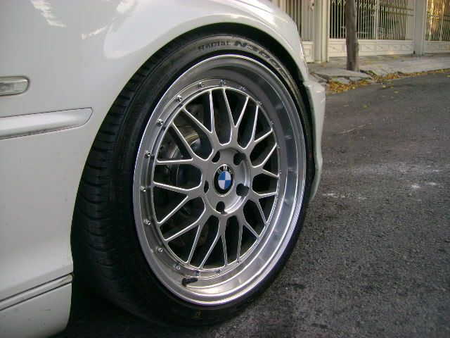 bmw025.jpg