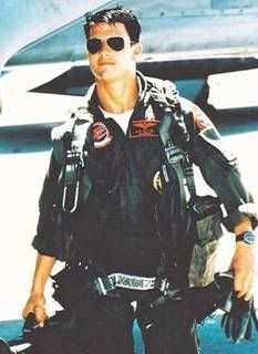 top_gun_maverick_tom_cruise_suited.jpg