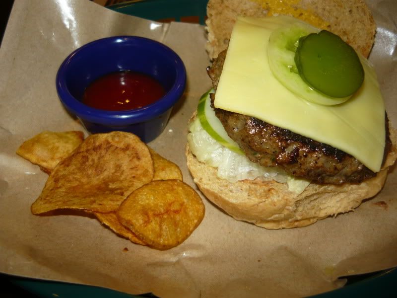 #032eatdrink, food, cebu, burger, fastfood