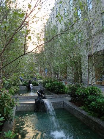 New York USA NY Rockefeller Center Bassins Plazza