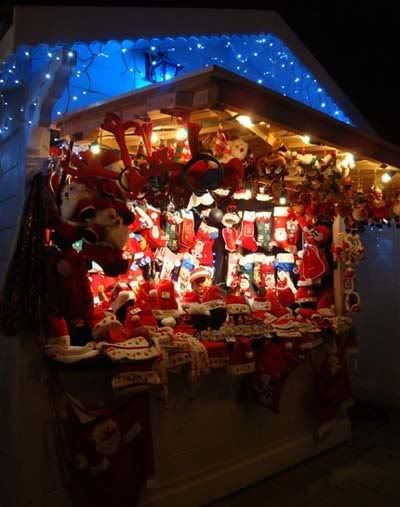 Marche Noel Paris Champs Elysees Illuminations Pere Santa Claus Market Christmas