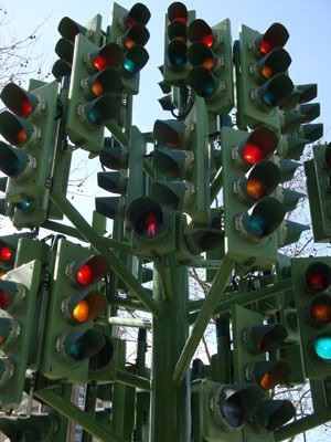 Traffic Light Tree Canary Wharf Londres