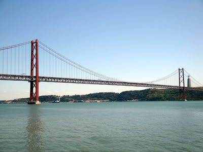 Portugal Lisbonne Pont du 25 Avril Abril Replique Golden Gate Tage Cristo Rei
