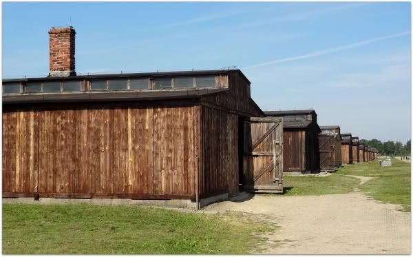 baraquement camp extermination birkenau Auschwitz cracovie krakow 