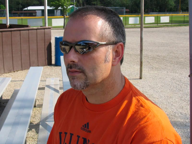 IMAGE: http://i111.photobucket.com/albums/n147/chrisa62401/_MG_8105.jpg?t=1234986333