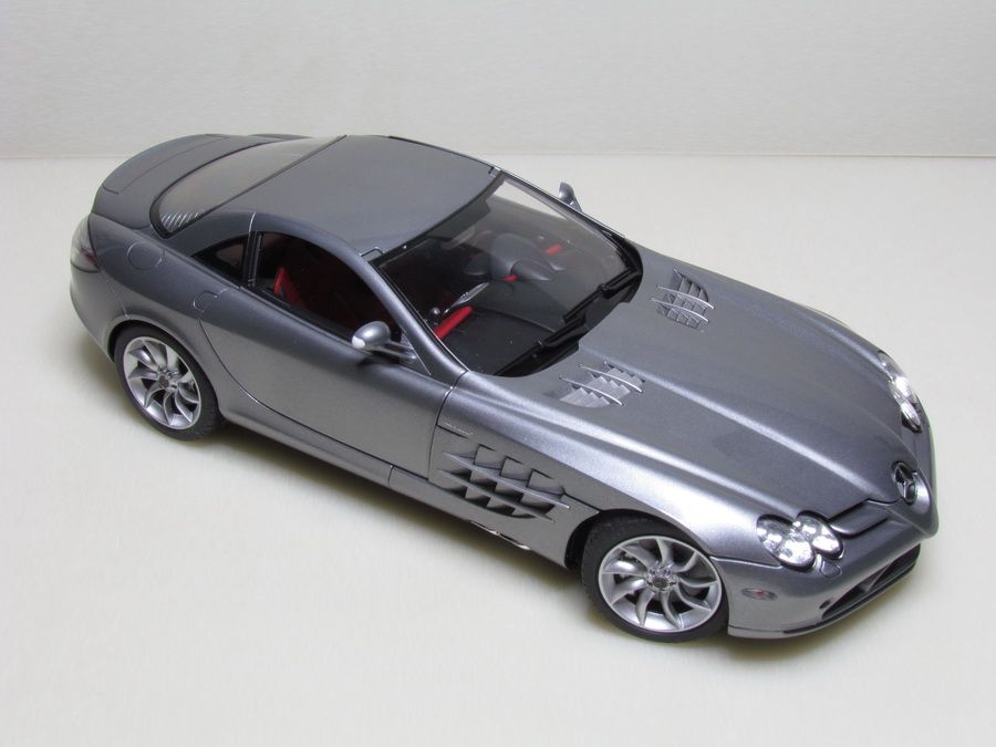 Mercedes-Benz%20SLR%20McLaren%20064.jpg
