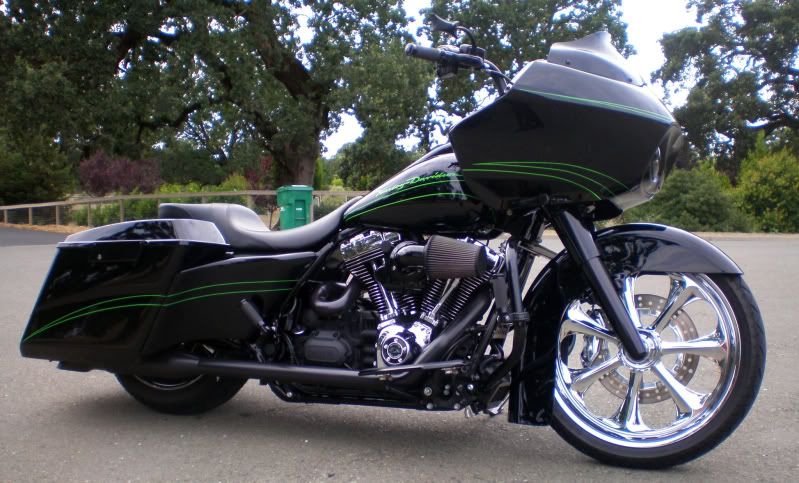 21 inch road glide wheel